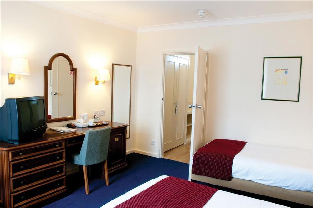 The Bell Hotel Epping Room photo